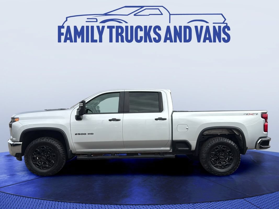 Used 2020 Chevrolet Silverado 2500 W/T w/ WT Convenience Package AWD/4WD image 2