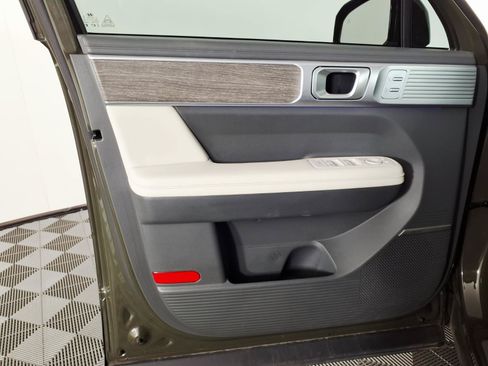 Certified 2025 Hyundai Santa Fe Calligraphy FWD image 17