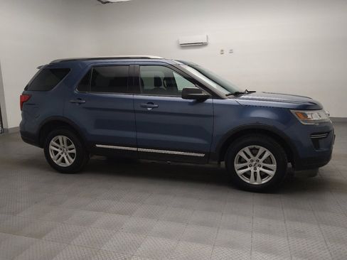 Used 2019 Ford Explorer XLT AWD/4WD image 11
