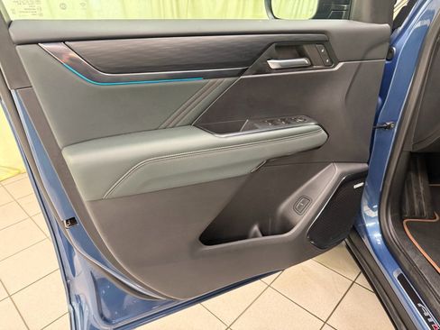 Certified 2024 GMC Acadia AT4 w/ Super Cruise Package image 33