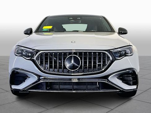 New 2026 Mercedes-Benz E 53 AMG e 4MATIC Sedan image 2
