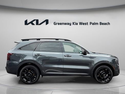 Certified 2024 Kia Sorento SX Prestige w/ Sage Leather Package AWD/4WD image 8