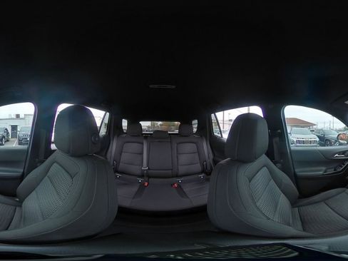 Used 2025 Chevrolet Equinox LT image 41