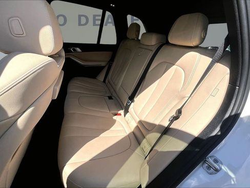Used 2021 BMW X5 xDrive40i w/ Premium Package image 21