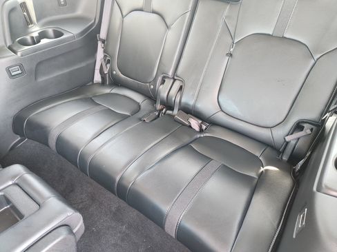 Used 2025 Honda Pilot EX-L image 30