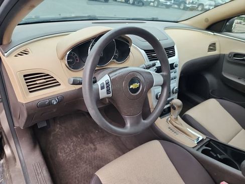Used 2012 Chevrolet Malibu LS FWD image 10