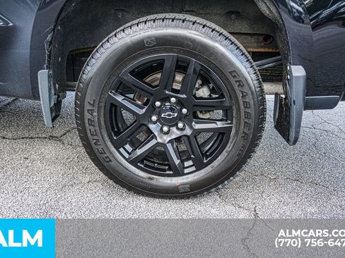 Used 2024 Chevrolet Silverado 1500 RST w/ Convenience Package II AWD/4WD image 16