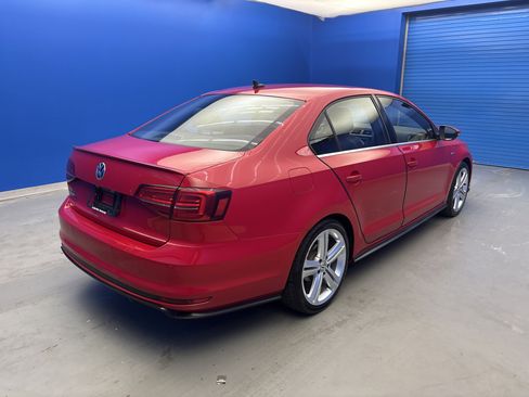 Used 2017 Volkswagen Jetta GLI FWD image 7