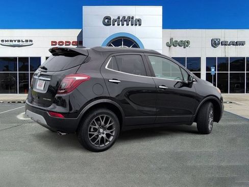 Used 2019 Buick Encore Sport Touring FWD image 4