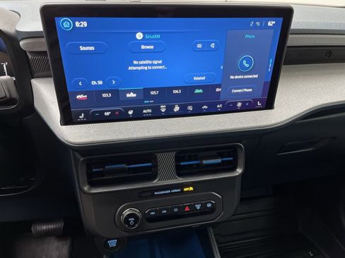 New 2026 Ford Maverick XLT w/ XLT Luxury Package AWD/4WD image 16