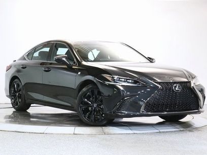 Used 2023 Lexus ES 350 F Sport w/ Accessory Package (Z2)
