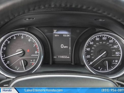 Used 2019 Toyota Camry SE FWD image 26