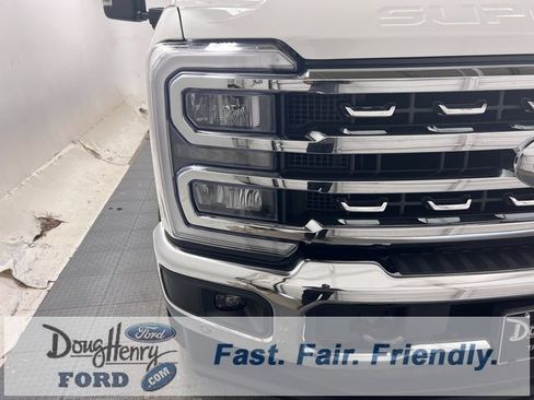 New 2025 Ford F350 Lariat w/ Lariat Ultimate Package image 13