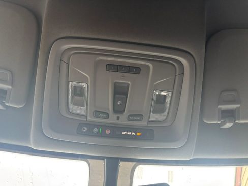 Used 2021 GMC Sierra 2500 SLT w/ SLT Preferred Package image 25