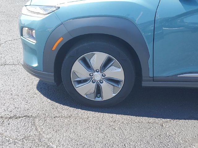 Used 2021 Hyundai Kona Ultimate w/ Cargo Package FWD image 8
