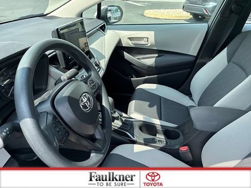 Certified 2025 Toyota Corolla LE FWD image 24