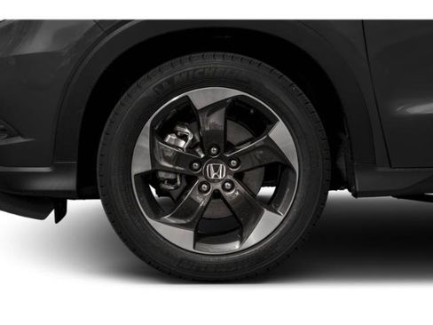 Used 2018 Honda HR-V EX image 11