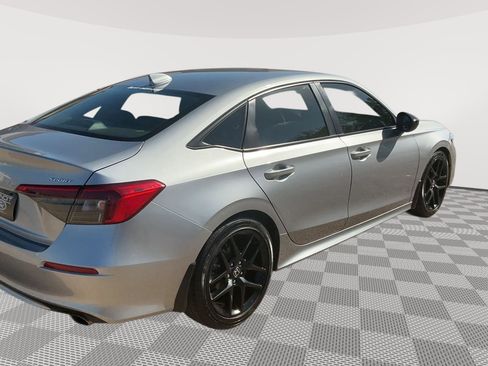 Used 2024 Honda Civic Sport image 5