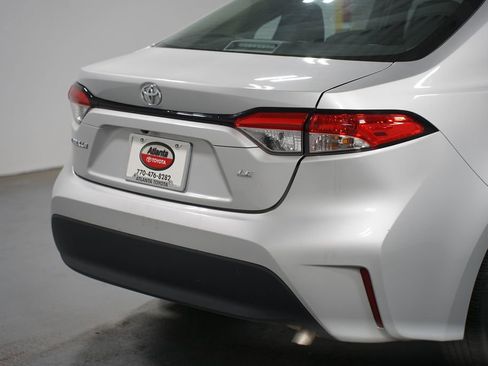 Used 2024 Toyota Corolla LE FWD image 9