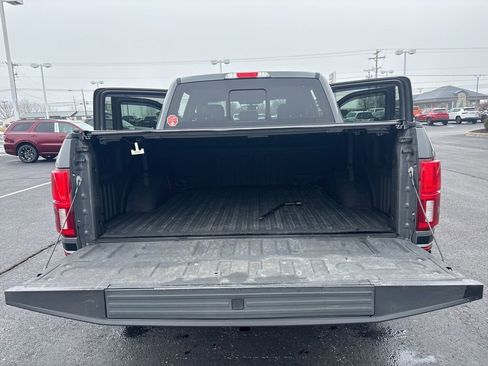 Used 2018 Ford F150 Lariat w/ Equipment Group 502A Luxury image 16