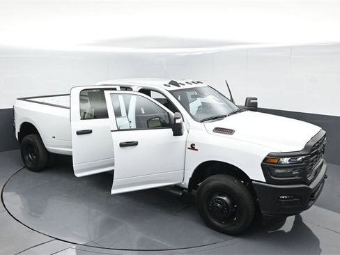 Used 2025 RAM 3500 Tradesman image 57