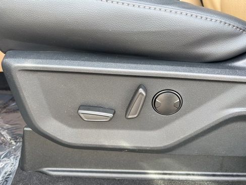 New 2026 Ford F250 Lariat w/ Tremor Off-Road Package image 14