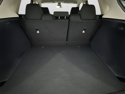 Certified 2024 Honda HR-V LX image 17