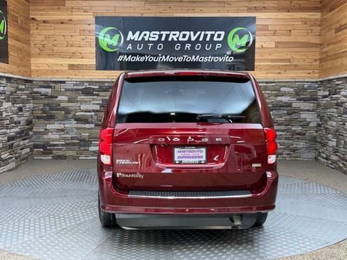 Used 2019 Dodge Grand Caravan SE w/ Power Convenience Group I FWD image 9