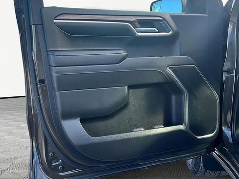 Used 2023 Chevrolet Silverado 1500 LT image 23