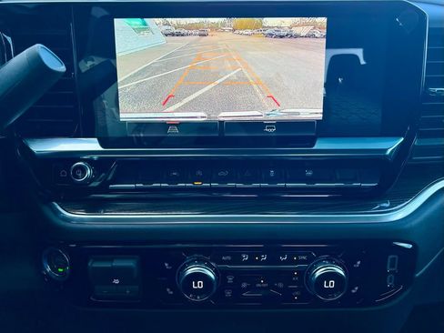 New 2026 GMC Sierra 1500 Elevation image 18