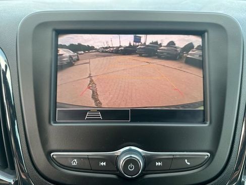 Used 2024 Chevrolet Equinox RS FWD image 18