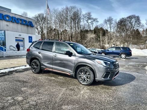 Used 2023 Subaru Forester Sport image 11