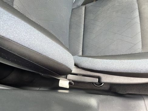 Used 2023 Nissan Versa SV FWD image 44