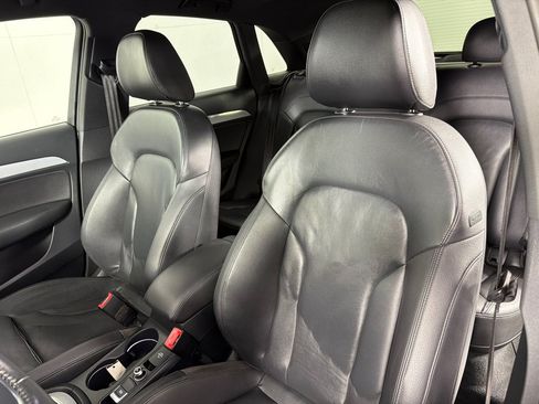 Used 2018 Audi Q3 2.0T Premium Plus w/ Premium Plus Package FWD image 11