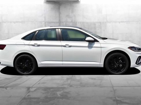 New 2026 Volkswagen Jetta SE FWD image 5