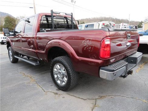 Used 2015 Ford F250 Lariat w/ Lariat Ultimate Package image 2