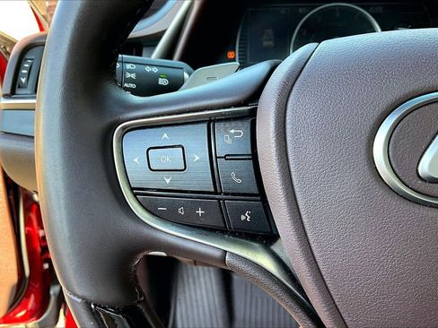 Used 2020 Lexus ES 350 w/ Premium Package image 29