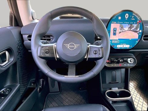 Used 2025 MINI Cooper S FWD image 5