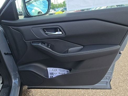 New 2026 Nissan Rogue SV w/ Cold Weather Package AWD/4WD image 28