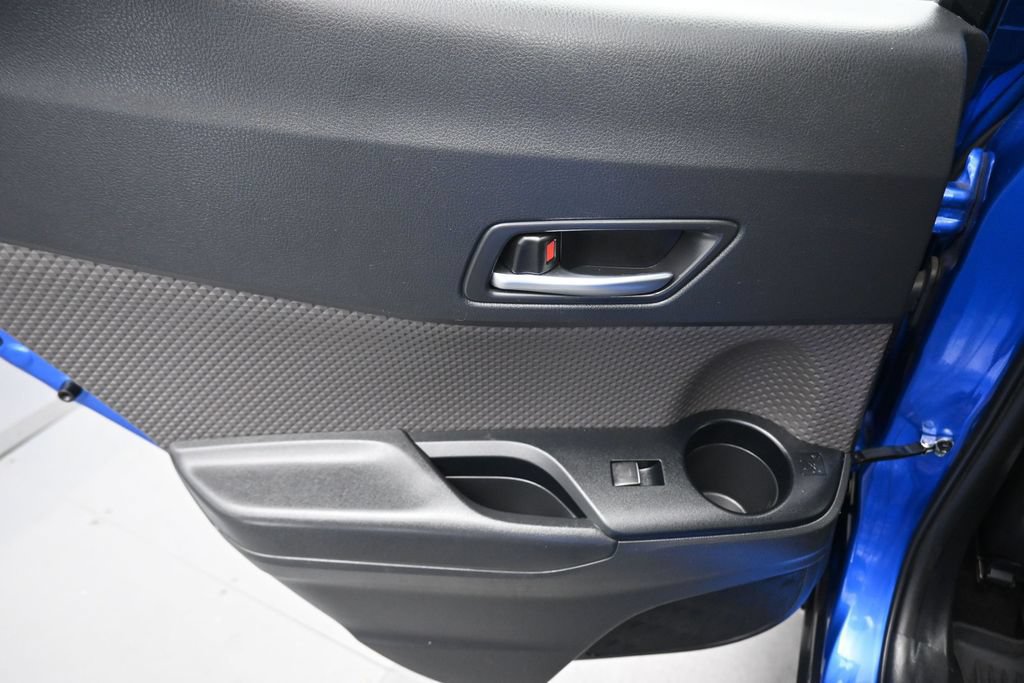 Used 2021 Toyota C-HR Limited FWD image 30