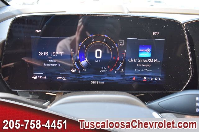 Used 2025 Chevrolet Suburban Z71 w/ Comfort Package AWD/4WD image 42