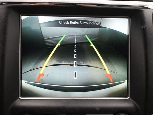 Used 2018 Jeep Grand Cherokee Limited image 19