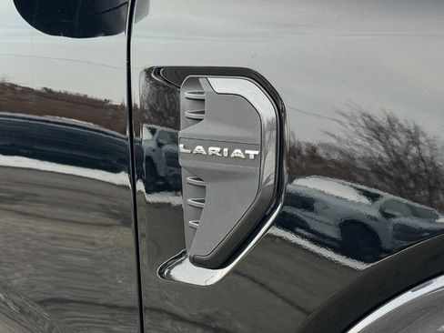 Used 2024 Ford Ranger Lariat w/ FX4 Off-Road Package image 10