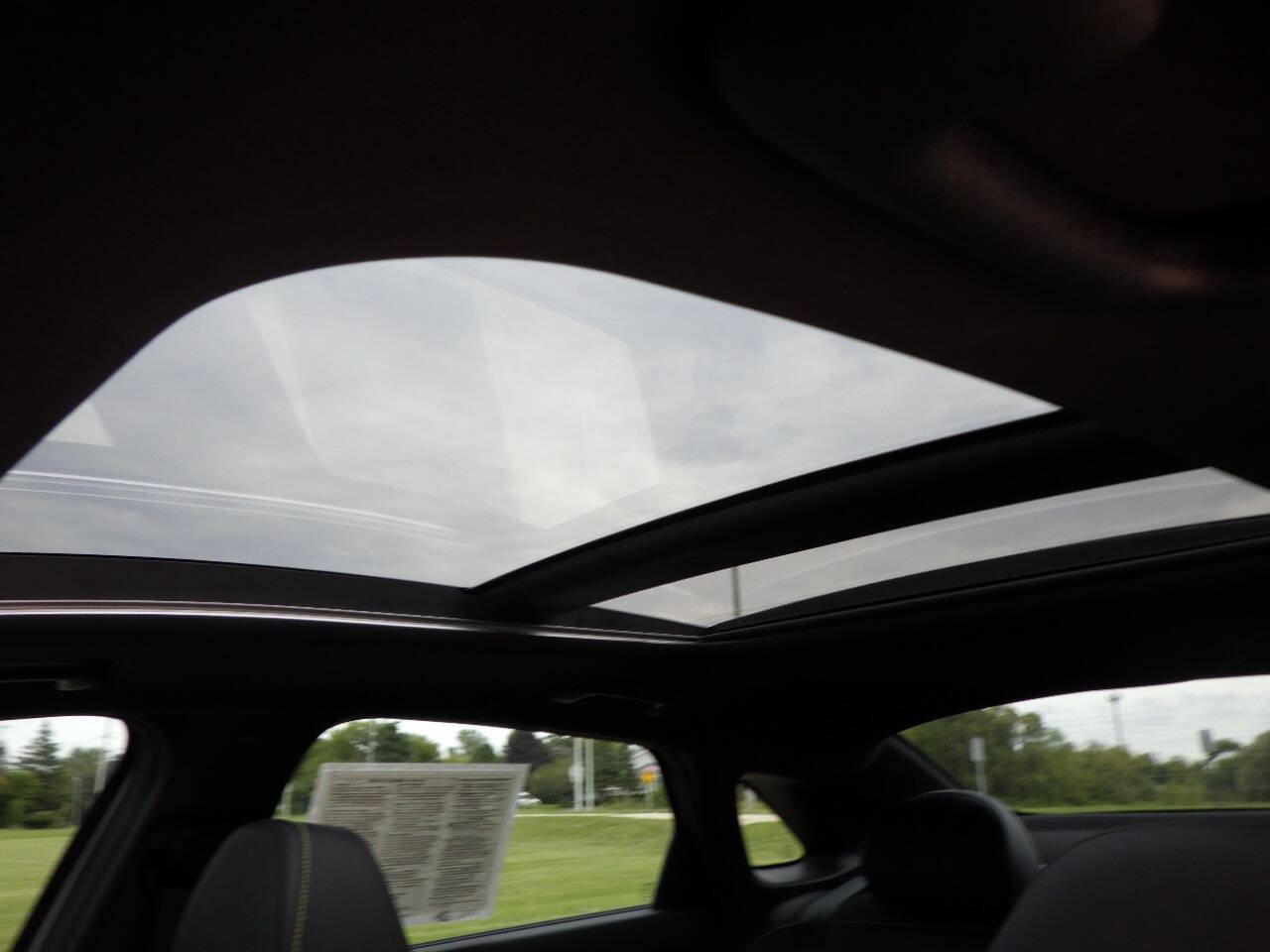 Used 2025 Kia K5 GT FWD image 31