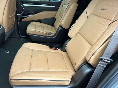 New 2026 Cadillac Escalade Luxury w/ Touring Package image 20