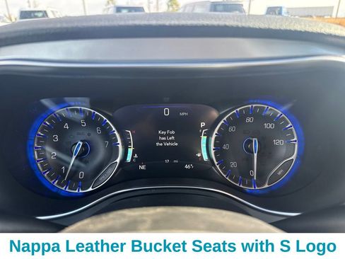 New 2026 Chrysler Pacifica Limited image 17