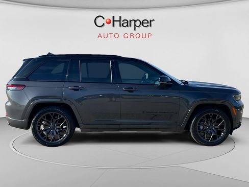 Used 2024 Jeep Grand Cherokee Summit AWD/4WD image 2