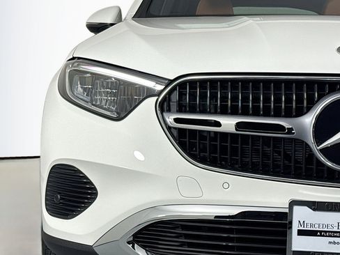 New 2026 Mercedes-Benz GLC 300 image 13