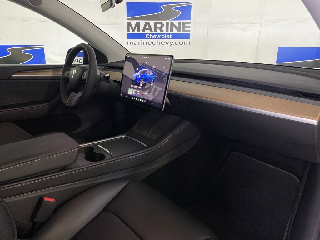 Used 2023 Tesla Model Y Long Range AWD/4WD image 33