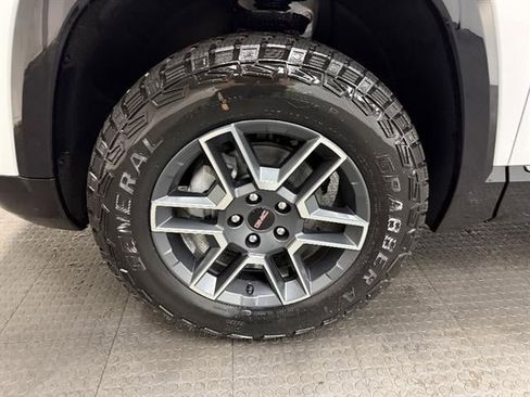 New 2026 GMC Terrain AT4 AWD/4WD image 10